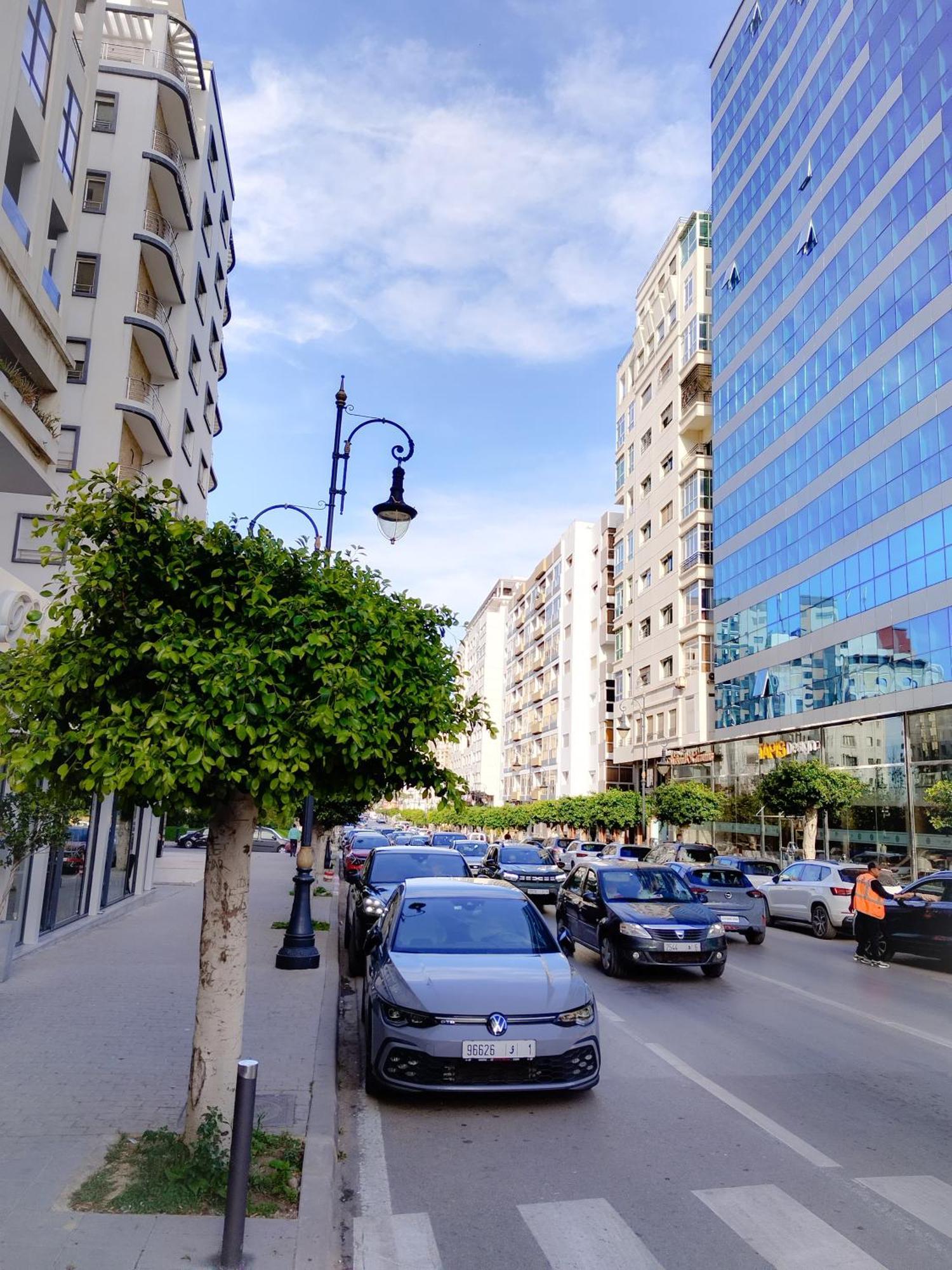 Incroyable Appartement A Playa Enface Cafe Sky 17 Tanger Zewnętrze zdjęcie